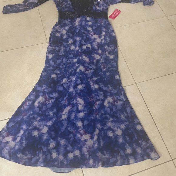 Stunning Badgley Mischka Floral Chiffon Gown - Picture 5 of 5